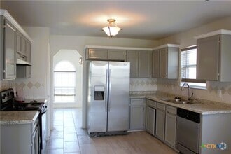 Building Photo - 1300 Bristol Dr