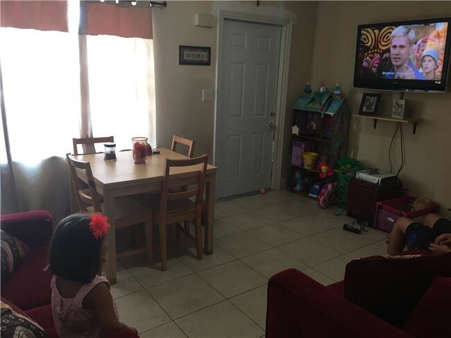 Foto del edificio - 10260 SW 170th Terrace