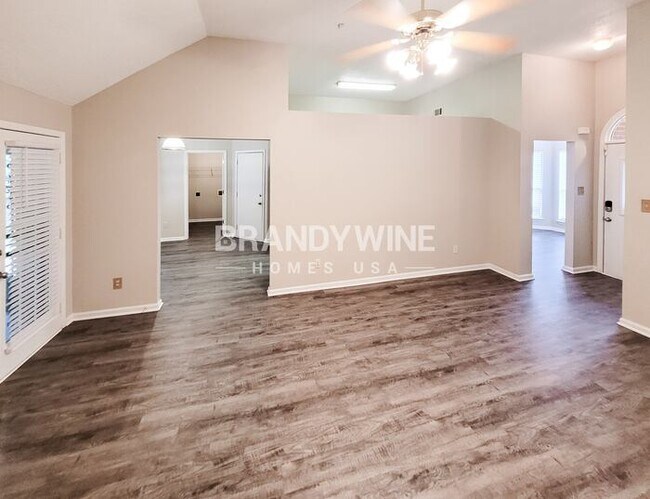 Building Photo - 5597 Blackburg Dr