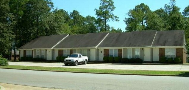 Primary Photo - Doncaster Drive, 2705-E