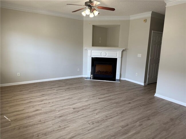 Foto del edificio - 6370 Olmadison Pl