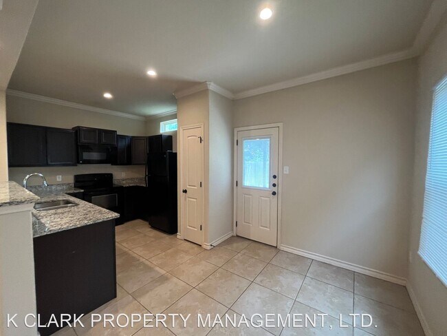 Foto del edificio - 3 br, 2.5 bath House - 6642 MIA WAY #101
