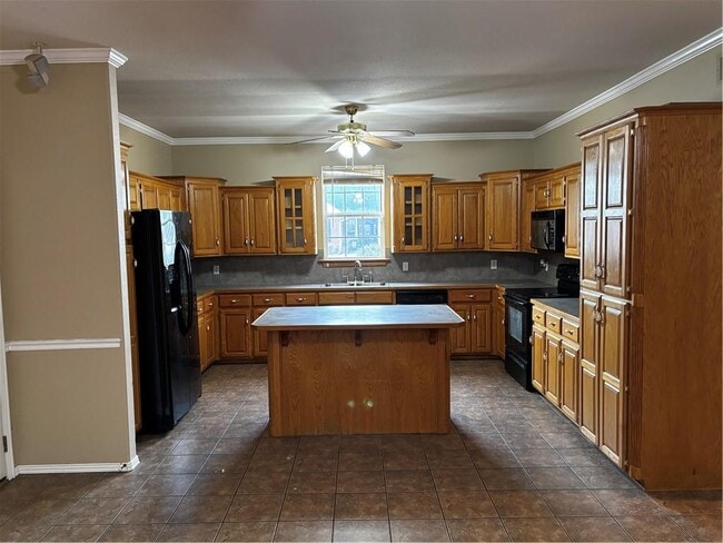 Foto del edificio - 104 Cheyenne St