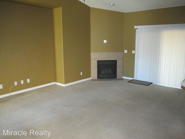 Building Photo - 3 br, 2 bath House - 1027 Navel Ave