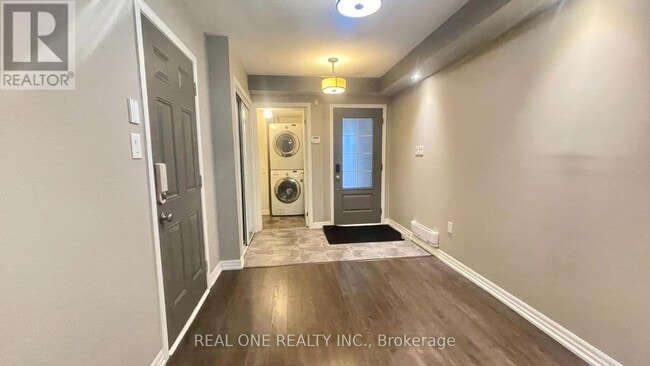 Building Photo - 295 Ellen Davidson Dr