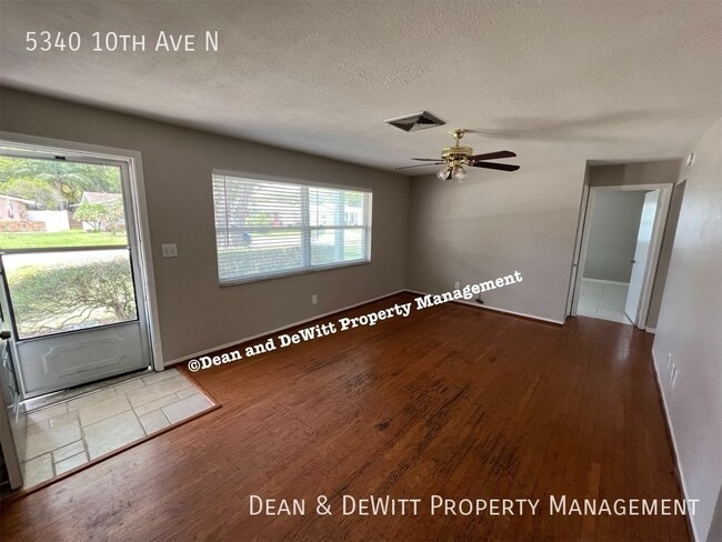 Foto del edificio - 5340 10th Ave N