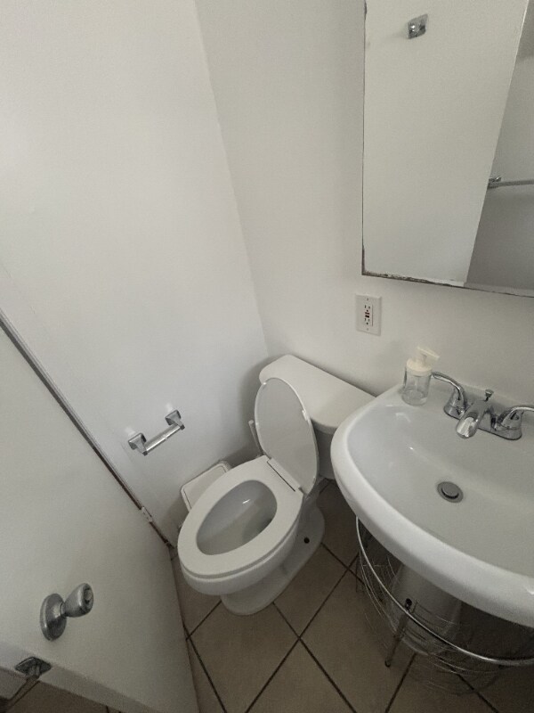 Building Photo - 11842 Venice Blvd.