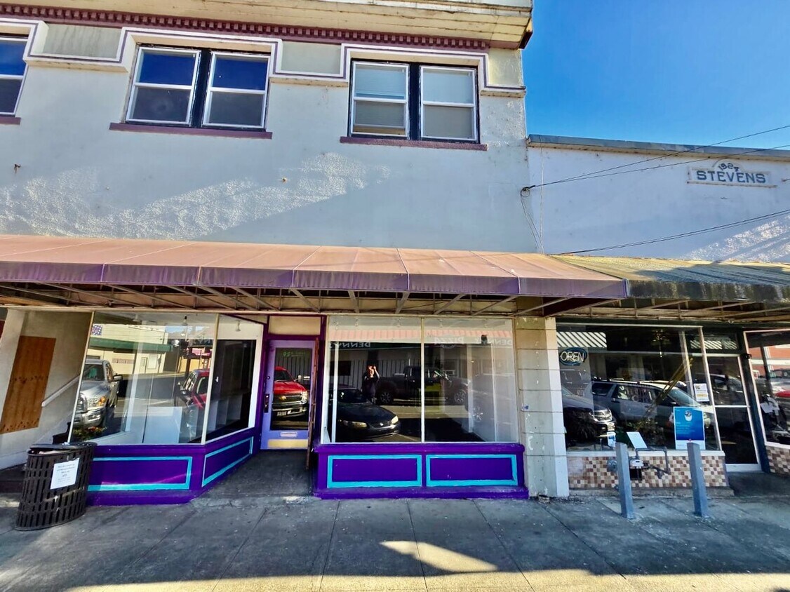 Foto principal - 95 E 1st St