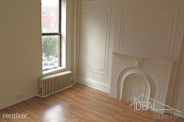 Primary Photo - 153 15th St
