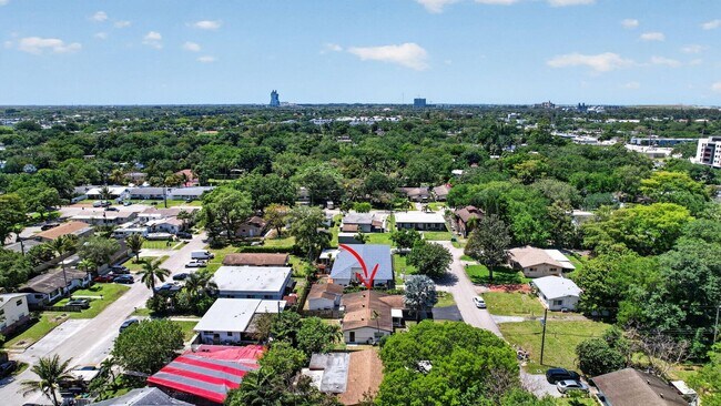 Foto del edificio - 2630 SW 49th Ct