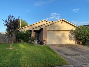 Building Photo - 10022 Bell Towne Dr