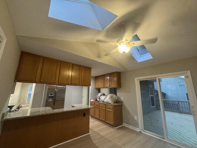 Building Photo - 4 Joseph Ct