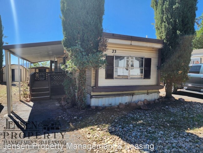 Building Photo - 2 br, 1.5 bath House - 200 East 400 South #23