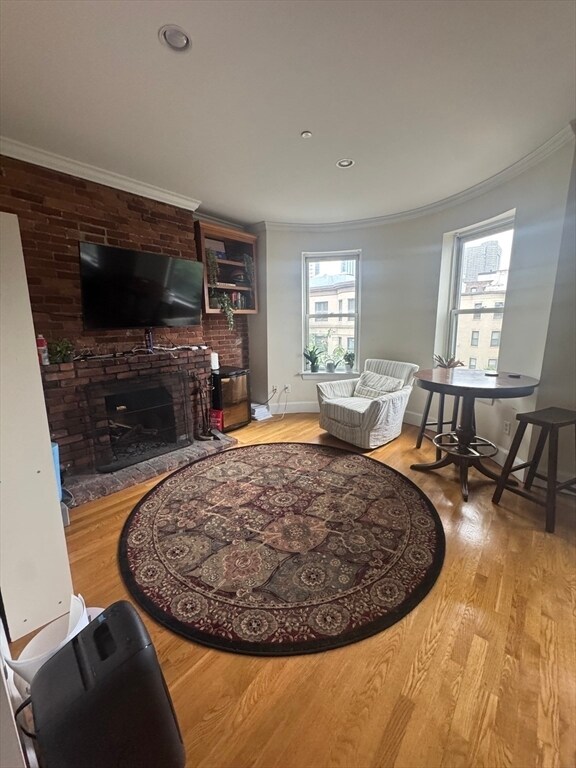 Foto del edificio - 100 E Brookline St