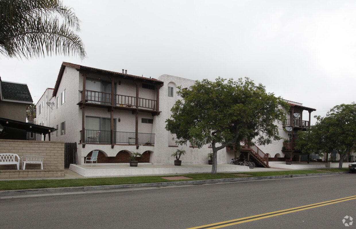 Primary Photo - 415 15th St
