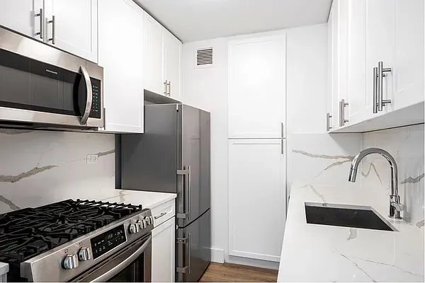 Foto del edificio - 1735 York Ave