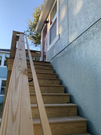 Building Photo - 725 12th Ave S