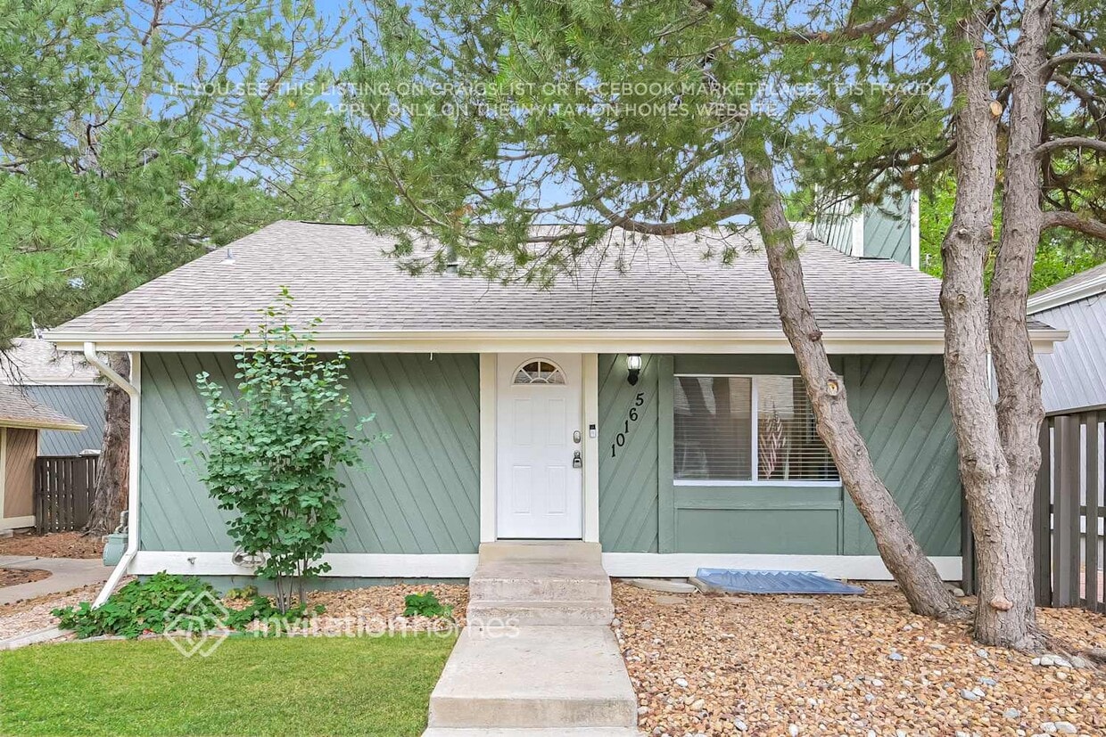 Primary Photo - 10165 E Peakview Ave