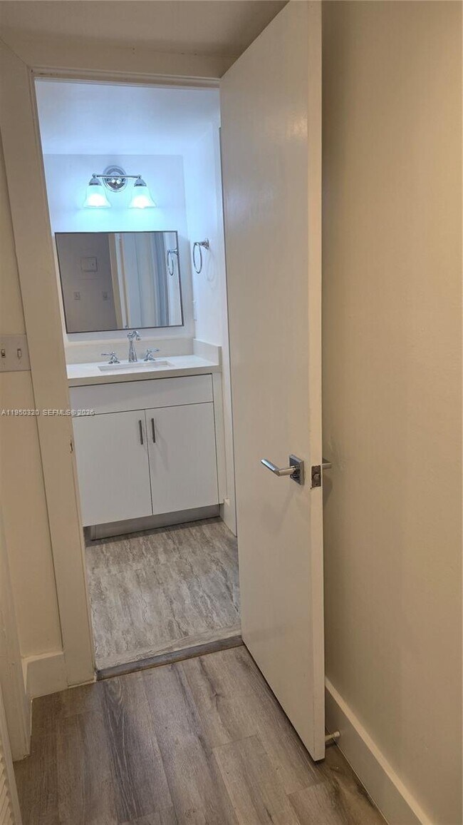 Foto del edificio - 401 Ocean Dr