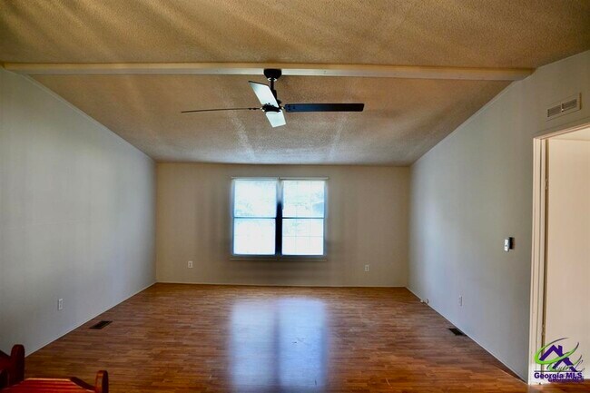 Building Photo - 111 Brighton Dr