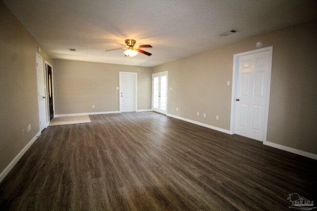 Building Photo - 7660 Old Hickory Dr