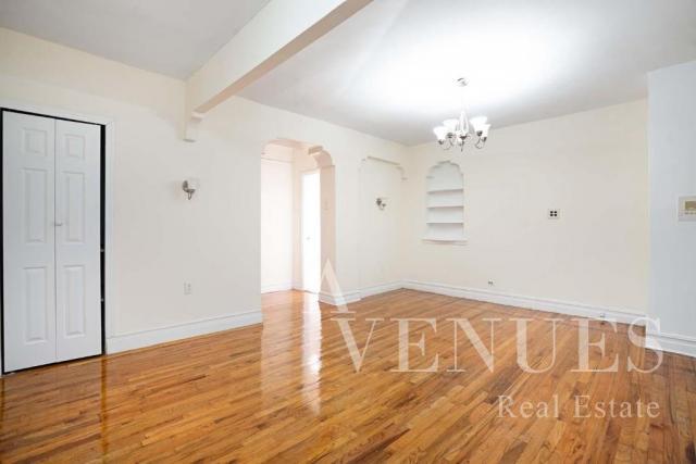 Foto del edificio - 2 bedroom in BROOKLYN NY 11218