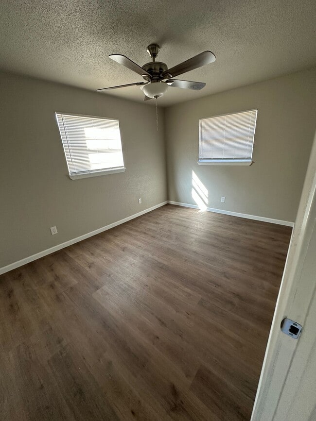 Foto del edificio - 3414 Kingston Rd