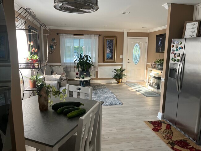 Foto del edificio - 1300 Wilson Point Rd