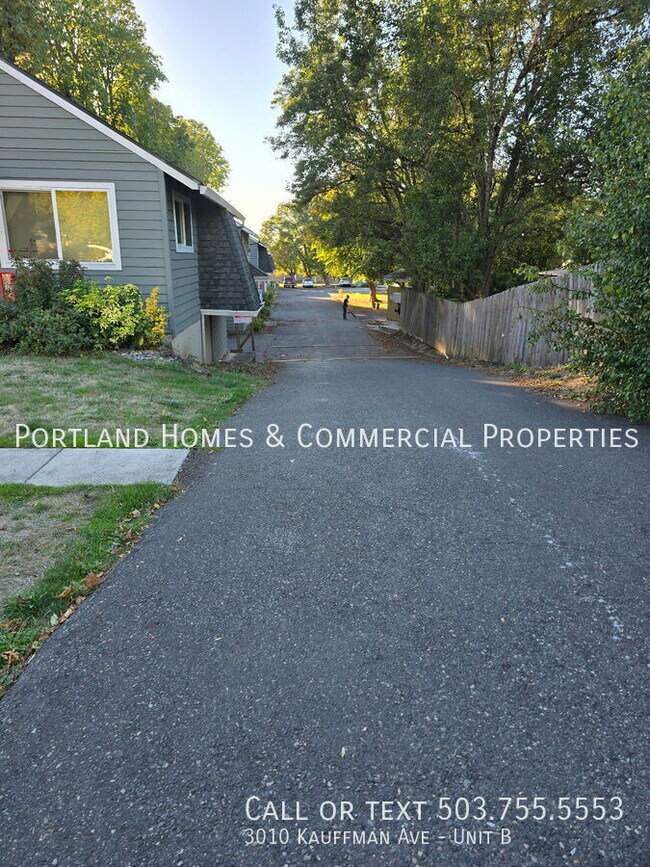 Foto del edificio - Cedar Village Townhomes