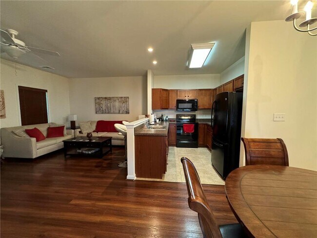 Building Photo - 1508 Crest Park Ct