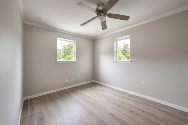 Building Photo - 502 S Pearl St