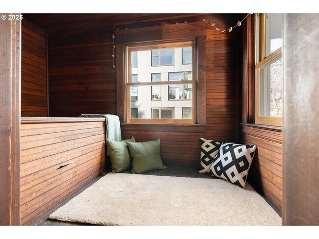 Foto del edificio - 2521-2523-2523 SE 27th Ave