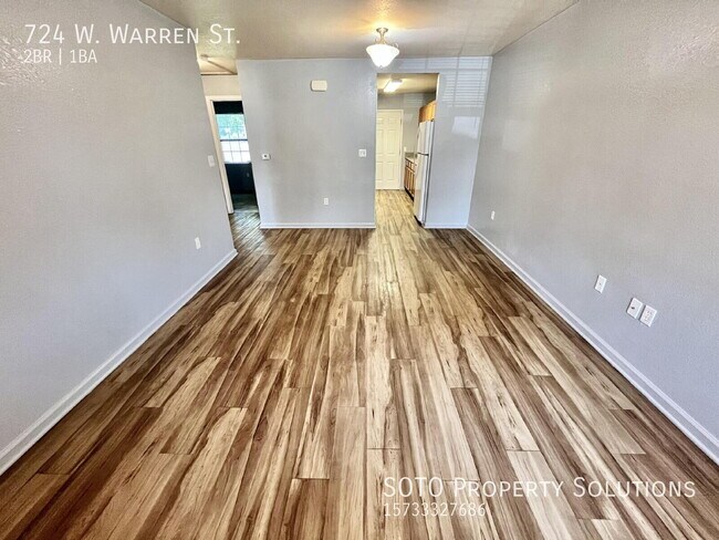 Foto del edificio - 724 Warren St