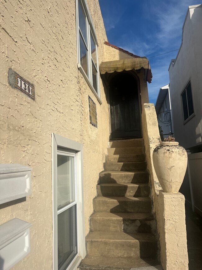 Foto del edificio - 130 Atlantic Ave