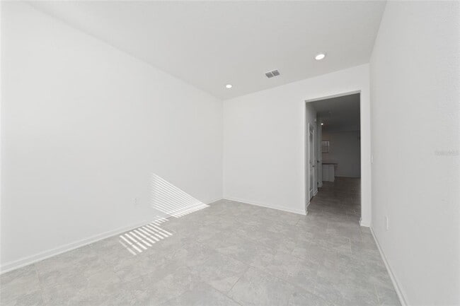 Building Photo - 7405 Stone Crk Trl