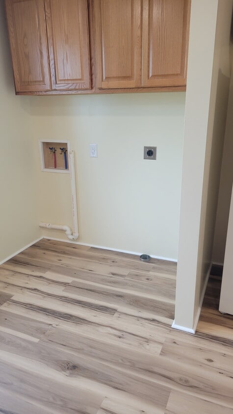 Primary Photo - 701 Front St