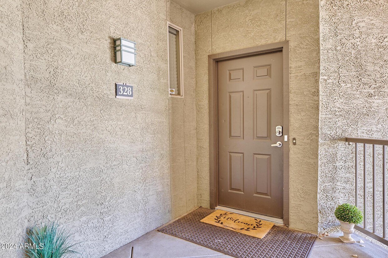 Primary Photo - 5303 N 7th St