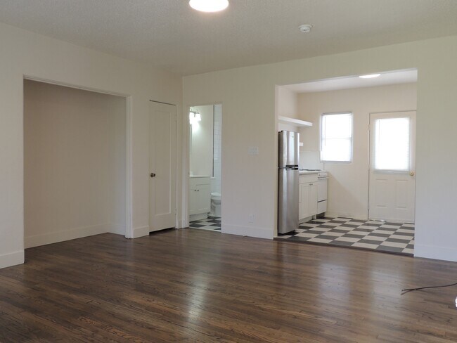 Foto del edificio - 923 N 12th St