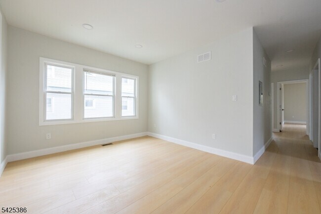 Foto del edificio - 59 Watchung Ave