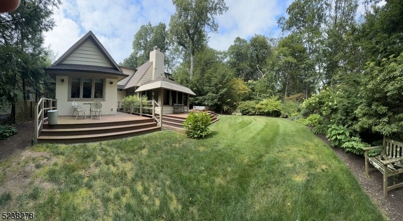 Primary Photo - 30 Woods End Rd
