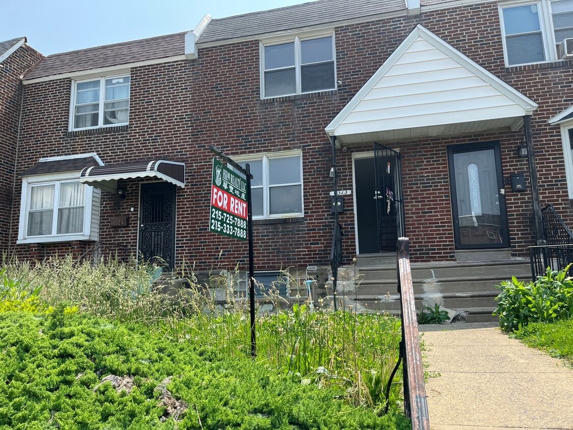 Photo - 6323 Crafton St (Philadelphia, PA)