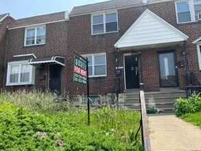 Building Photo - 6323 Crafton St