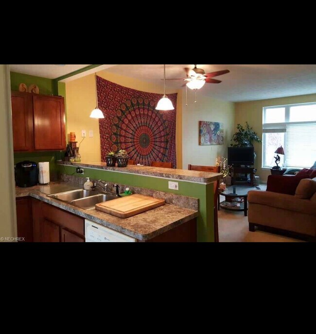 Cocina/sala familiar - 7309 Battery Park Blvd