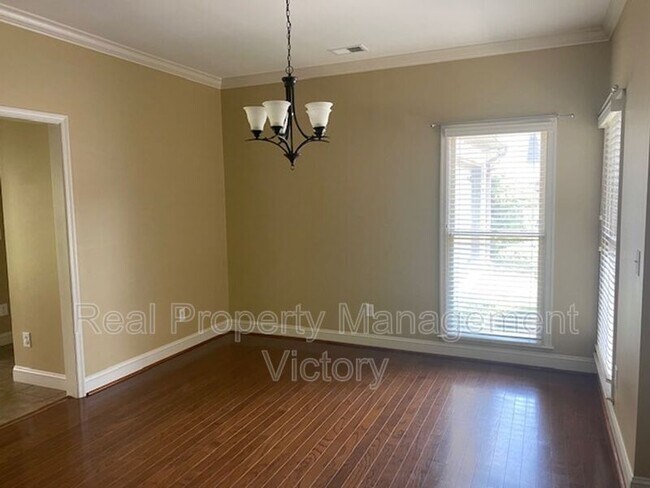 Foto del edificio - 3021 Chelsea Park Ridge