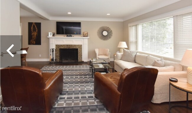 Foto del edificio - 2 br, 1.5 bath Condo - 995 Henrietta St