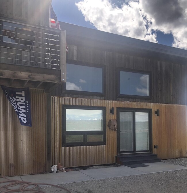 Building Photo - 16 Reflection Wy