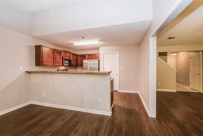 Building Photo - 6356 White Hawk Ln