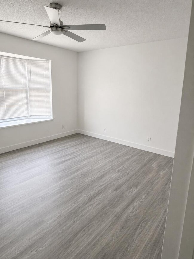 Foto del edificio - 870 Flagstone Way