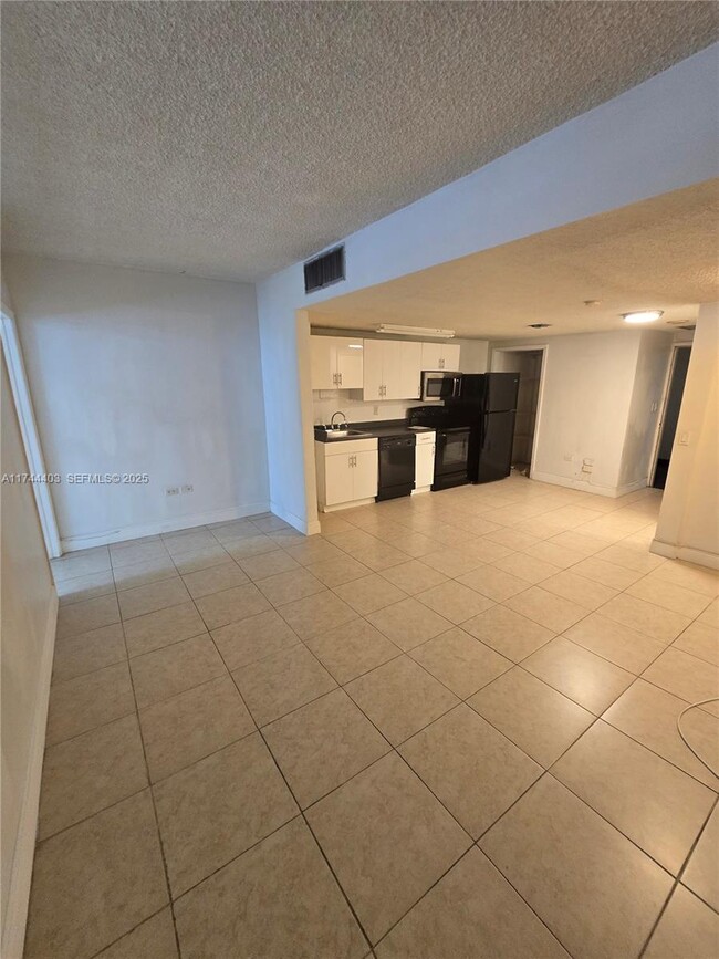 Foto del edificio - 825 Brickell Bay Dr