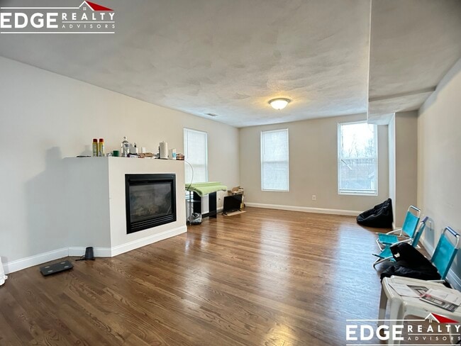 Photo - 23 Marcella St Apartment